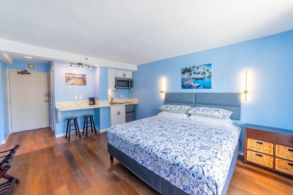 Trendy In The Heart Of - 21f Honolulu
